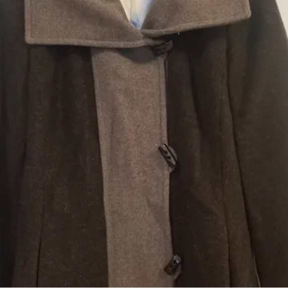 WINDSMOOR UK Wool Cashmere Toggle Coat - Picture 6 of 7